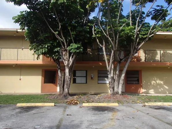 4198 Lakeside Dr, Fort Lauderdale, FL 33319