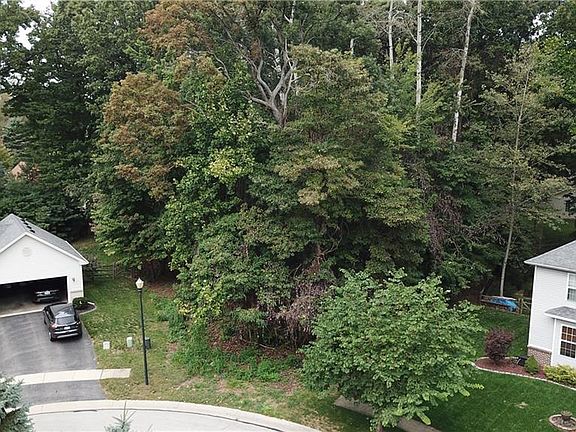 5th image of 5736 Climbing Way Ct