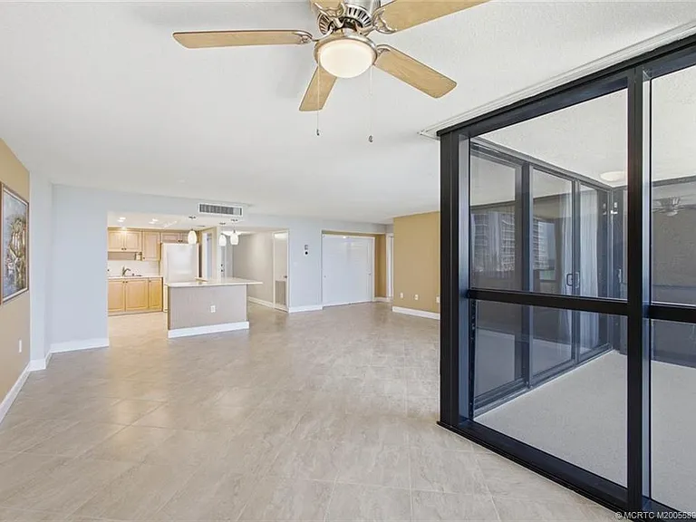 10410 S Ocean Dr #308 — Photo 16