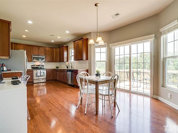 5th image of 2819 Prospect Pkwy