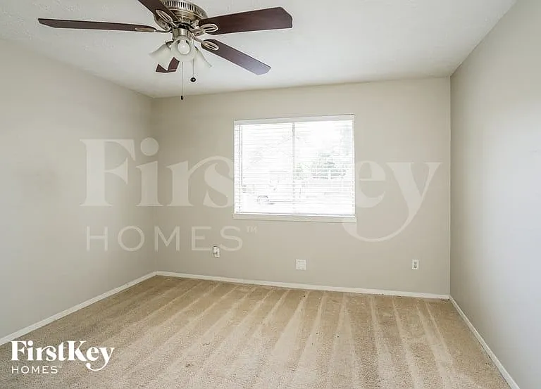 7603 Stamen Dr — Photo 8