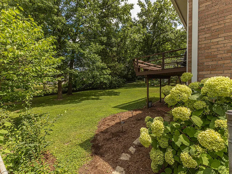 3312 Lynnwood Dr — Photo 46