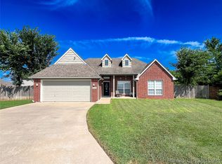 4440 Spruce St, Kiefer, OK 74041