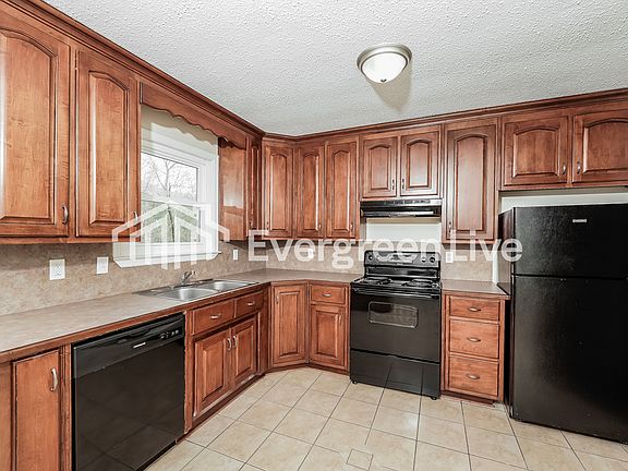 5th image of 5812 Cheryl Dr