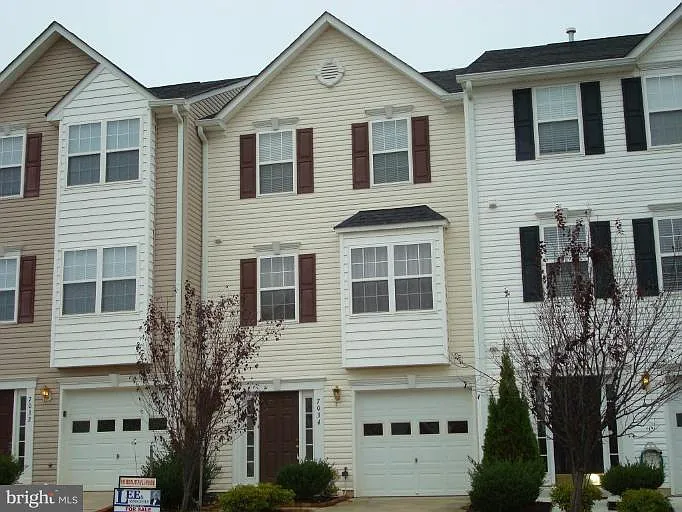 7034 Wytheville Cir photo 1