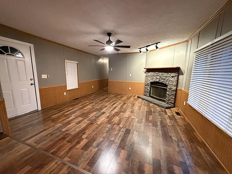 22 Zeigler Dr — Photo 6