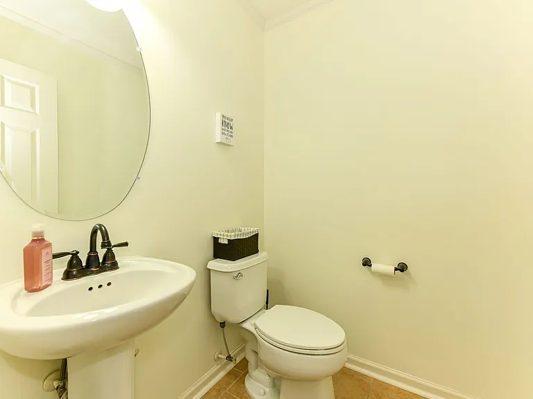 5625 Fellowship Dr — Photo 30