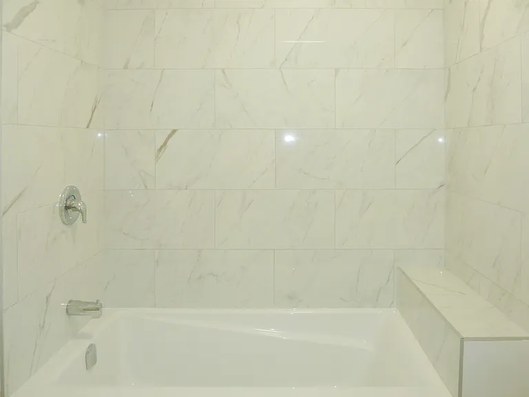 630 Cummings Ave — Photo 4
