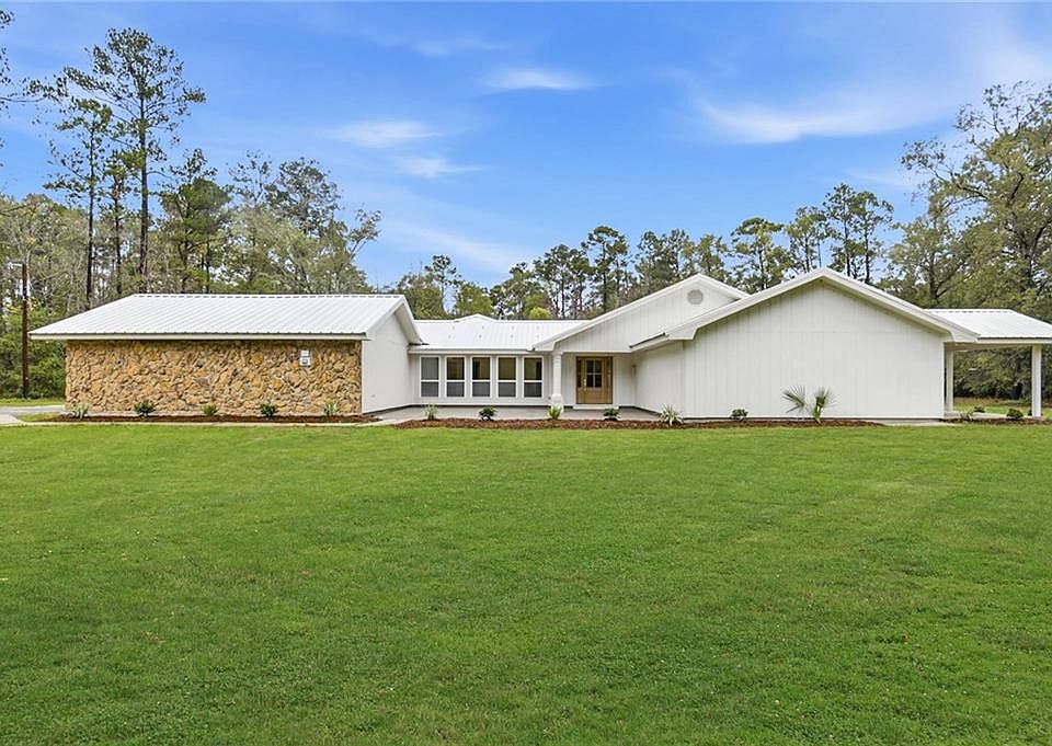 1st image of 10466 Kellie Dr