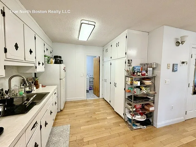 436 Commercial St #2 — Photo 8
