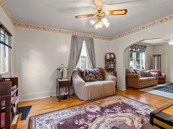 5th image of 1341 Bluff Ave