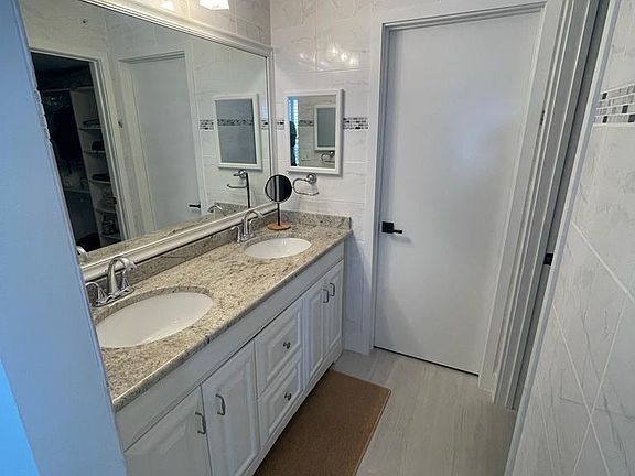 5th image of 3870 N Highway A1a APT 102