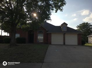 1514 Montreal Ln, Glenn Heights, TX 75154