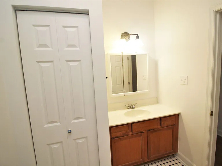 2501 Maryland Ave — Photo 25