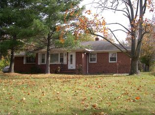 5531 Bartlett Rd, Bedford Heights, OH 44146