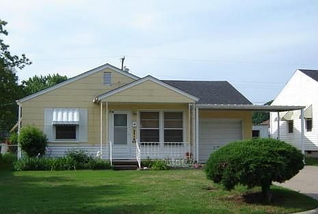 1st image of 4216 SE 24th St