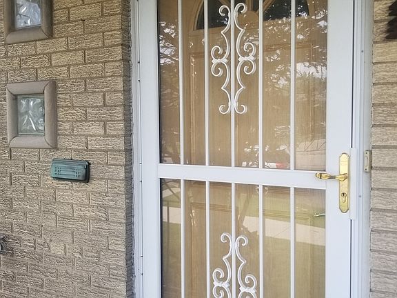 2nd image of 5154 S Keeler Ave