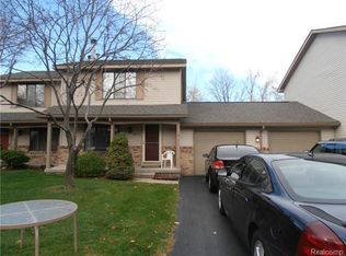 250 Wind Way Dr #1, Walled Lake, MI 48390