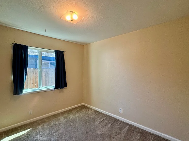 2614 Aramon Dr — Photo 37