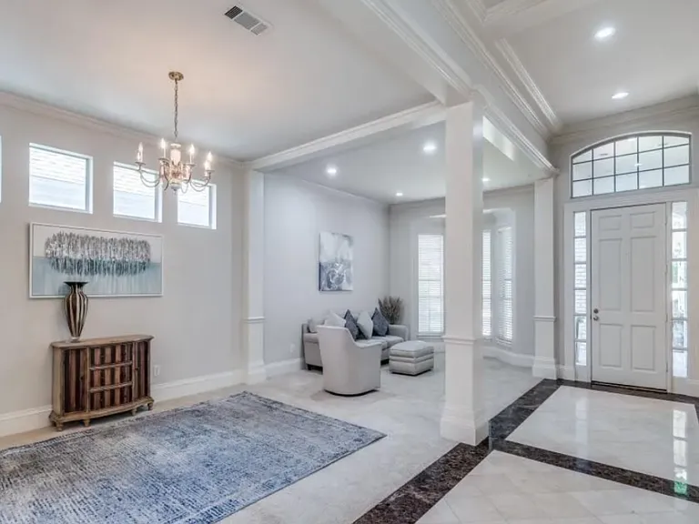 5556 Southern Hills Dr — Photo 11
