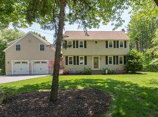 368 Pelham Rd, Dracut, MA 01826
