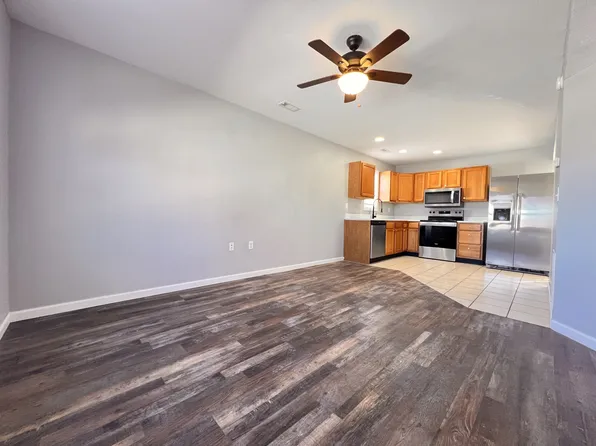 Pleasant Street - 1703A, 1703A Pleasant St, Hannibal, MO 63401