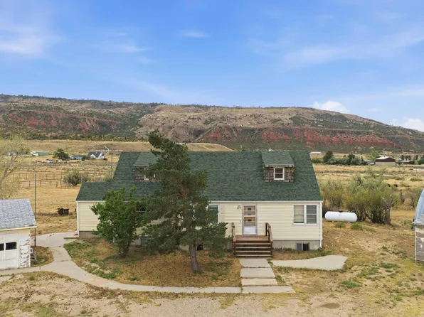12221 El Rio Rd, Casper, WY 82604