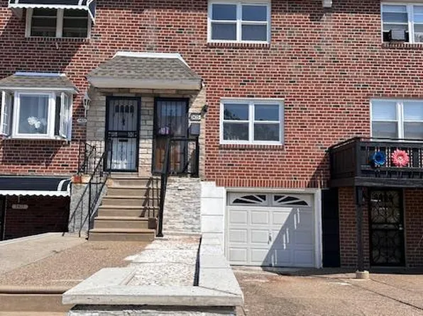 2425 S Rosella St, Philadelphia, PA 19153