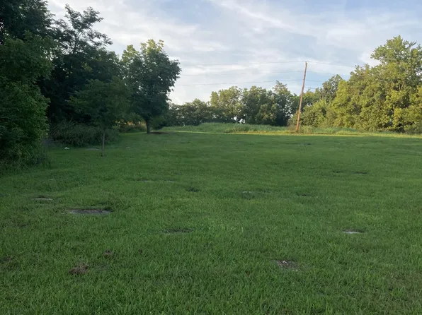 312 E Grigsby St, Pulaski, TN 38478
