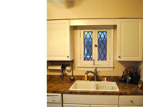 3rd image of 3461 W 152nd St