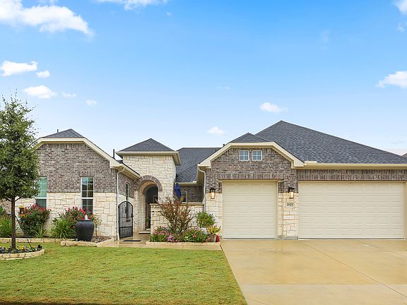 5th image of 9712 Lindenwood Trl