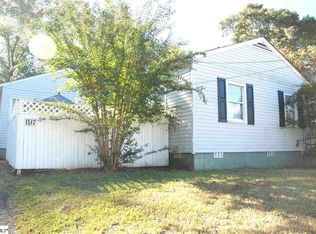 1512 E North St, Greenville, SC 29607