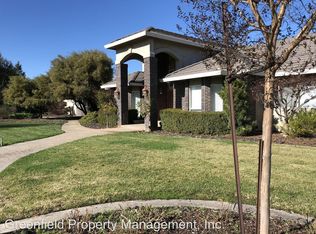 931 W Woodbridge Rd, Lodi, CA