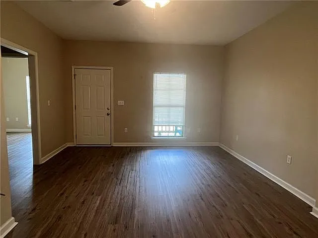 2 bed, 2.0 bath, 1031 sqft, $1,450 — Photo 4