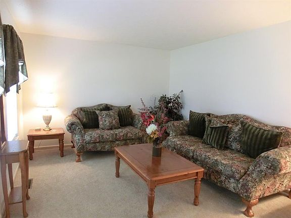 4th image of 5534 Scarlet Maple Ct