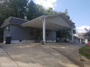 43 E Castle Dr, Greenville, SC 29605
