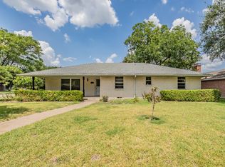 921 Bromwich St, Garland, TX 75040