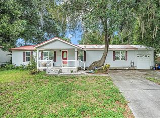 4320 5th St, Zephyrhills, FL 33542