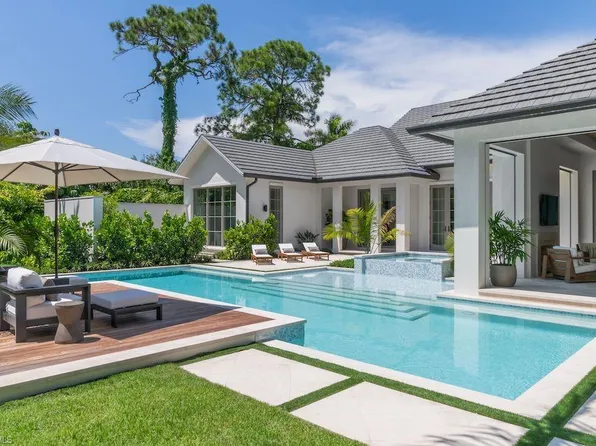 470 Banyan BLVD, NAPLES, FL 34102