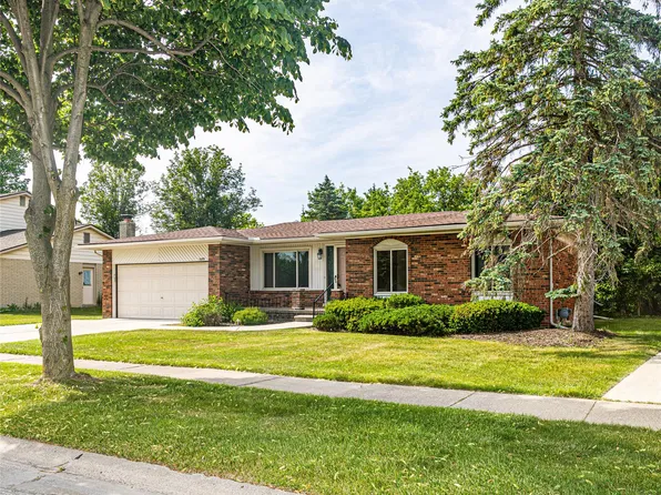 1089 Shallowdale Dr, Troy, MI 48085