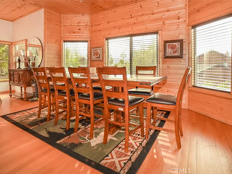 351 Glenwood Dr — Photo 35