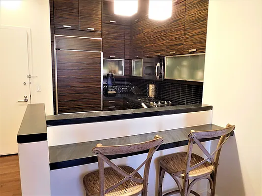 Sold by Renetta Real Estate | media 9