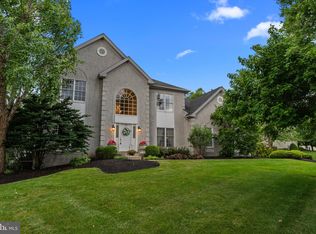 4180 Leslie Dr, Doylestown, PA 18902