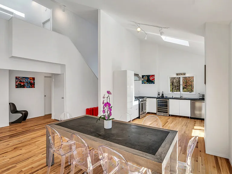 17 Rose Hill Rd — Photo 12