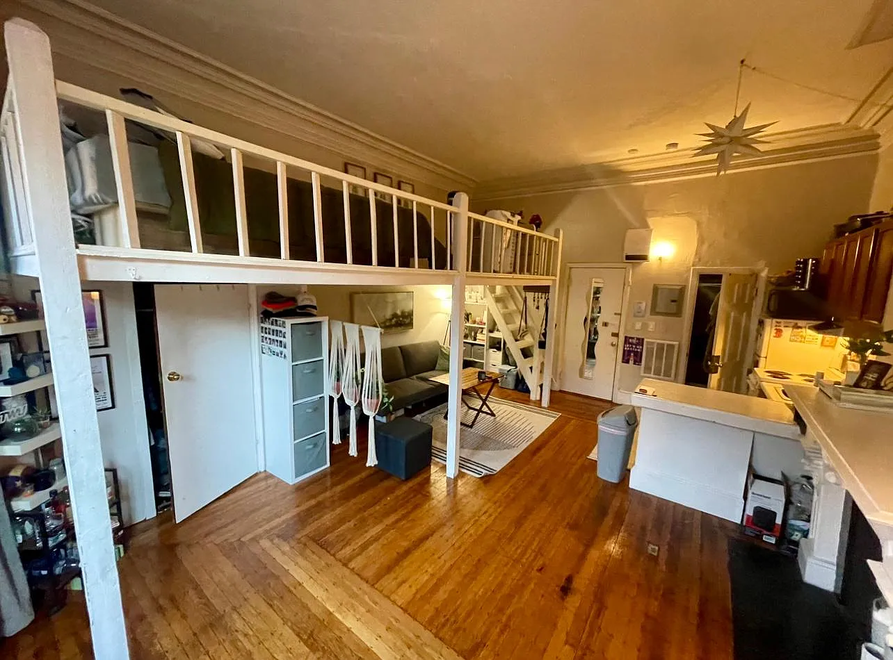 Studio, 475 sqft, $2,200 — Photo 2