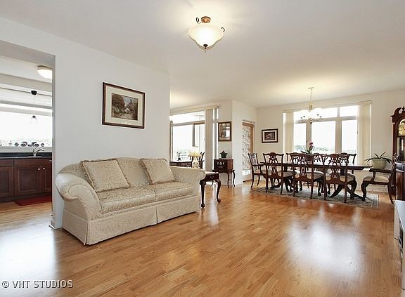 4th image of 8440 Callie Ave #C-406