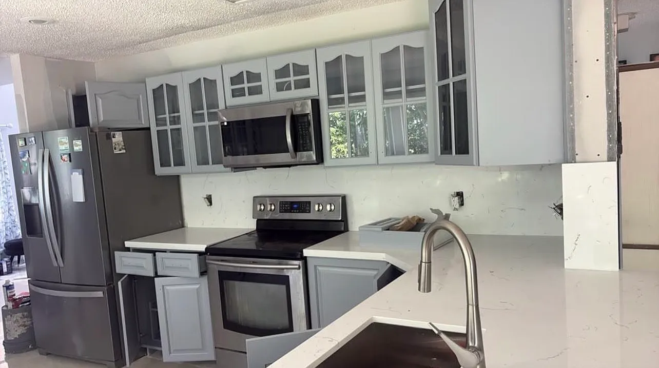 4 bed, 2610 sqft, $4,500 — Photo 3