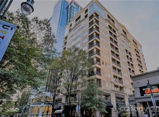 230 S Tryon St UNIT 709, Charlotte, NC 28202