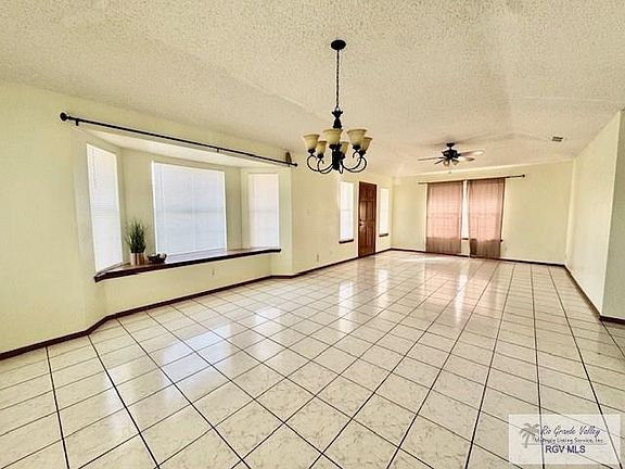 5th image of 4397 Palma Blanca Dr