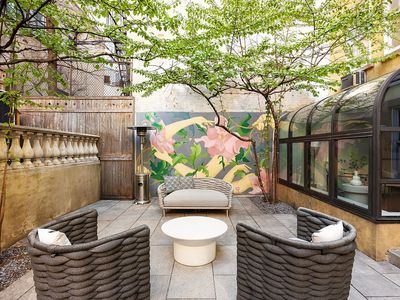 407 E 12th St APT 1RNE, New York, NY, 10009